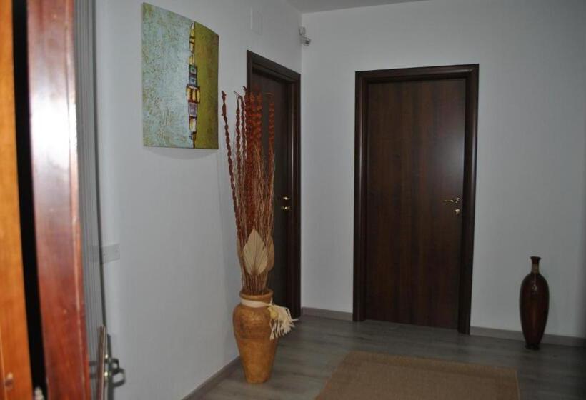 Пансион Raxul Room