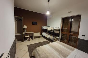 پانسیون Villa Nancy Rooms Cimitile Nola