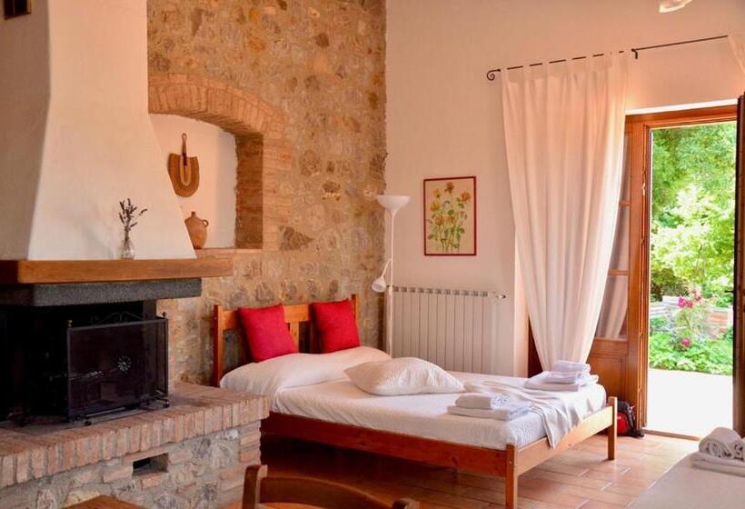 فندق Agriturismo Cornieto