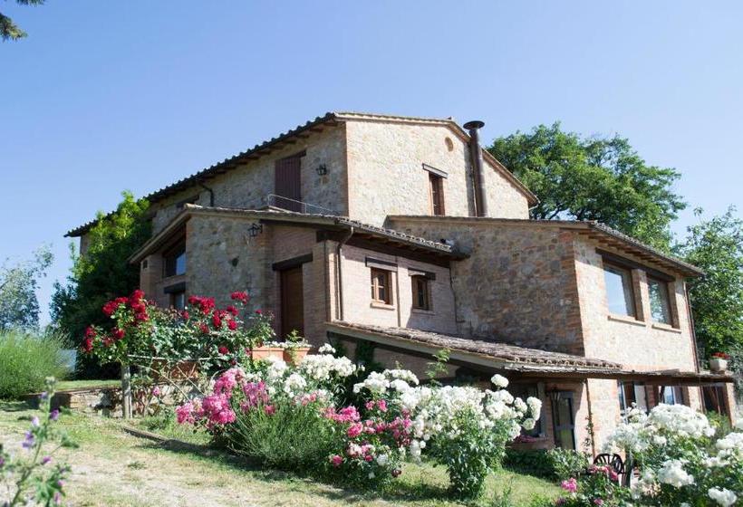 فندق Agriturismo Cornieto