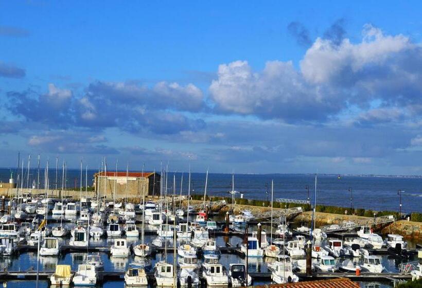 فندق Bord A Bord