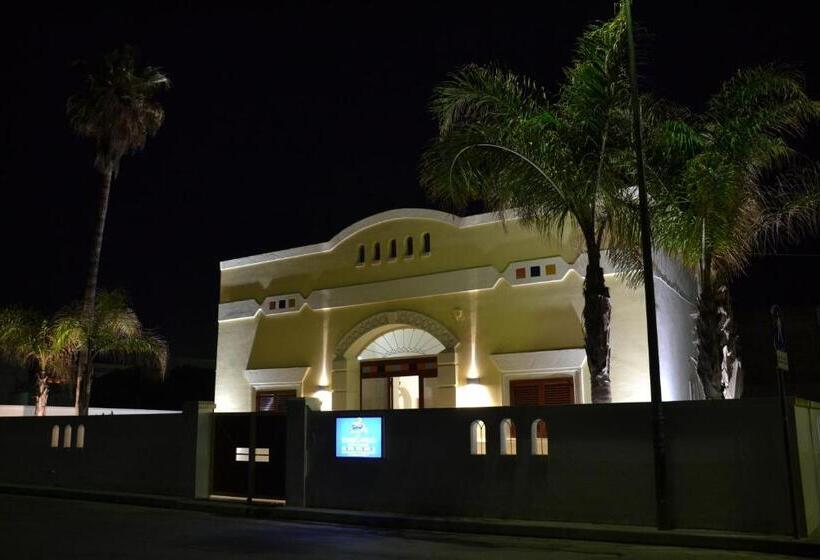 펜션 Affittacamere Torre Lapillo