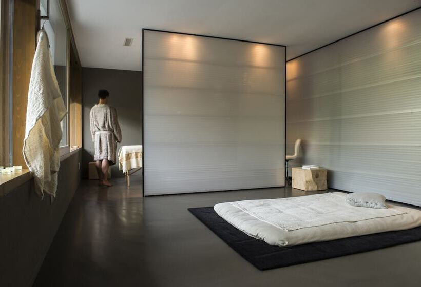 Vivere Suites & Rooms