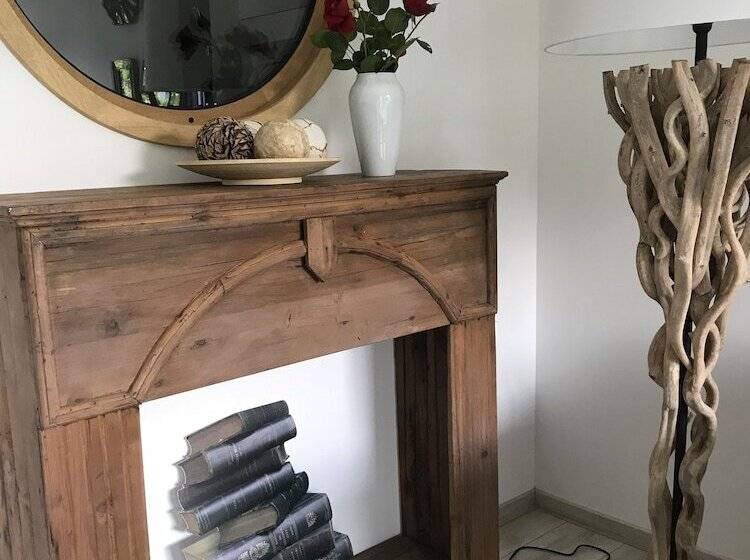 بنسيون La Maison D Inès And Ugolin & Spa