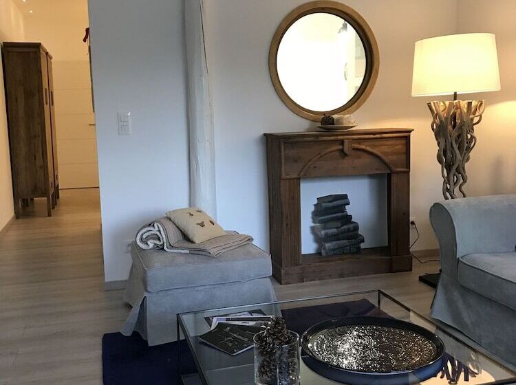 بنسيون La Maison D Inès And Ugolin & Spa