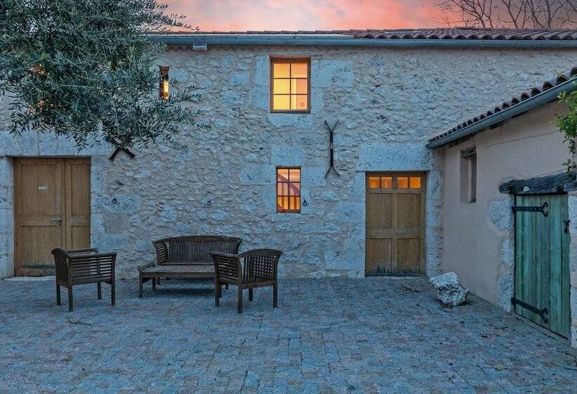 צימר Domaine De Rambeau