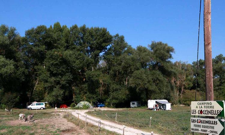 בית מלון כפרי Ferme Equestre Les Coccinelles