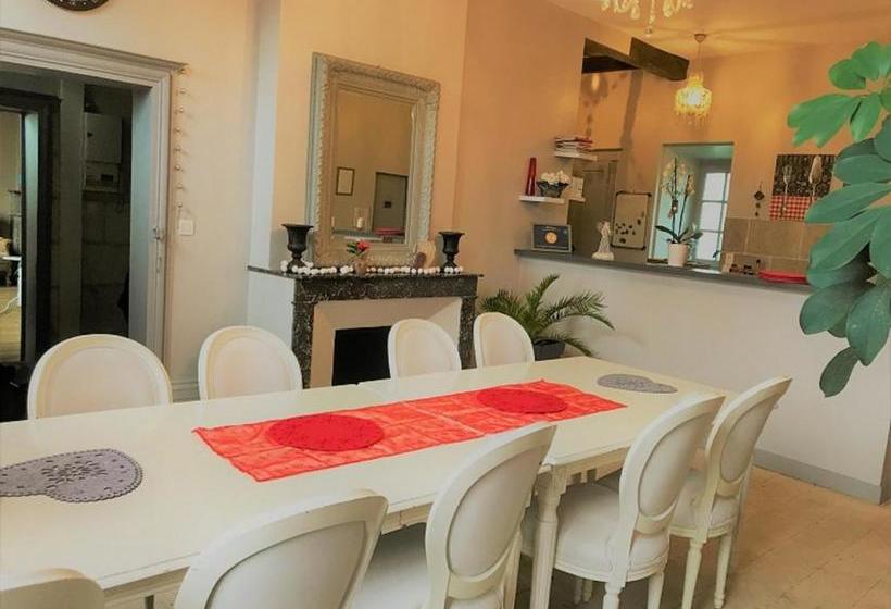 پانسیون Gîte D Etape Le Presbytère De Beaulieu