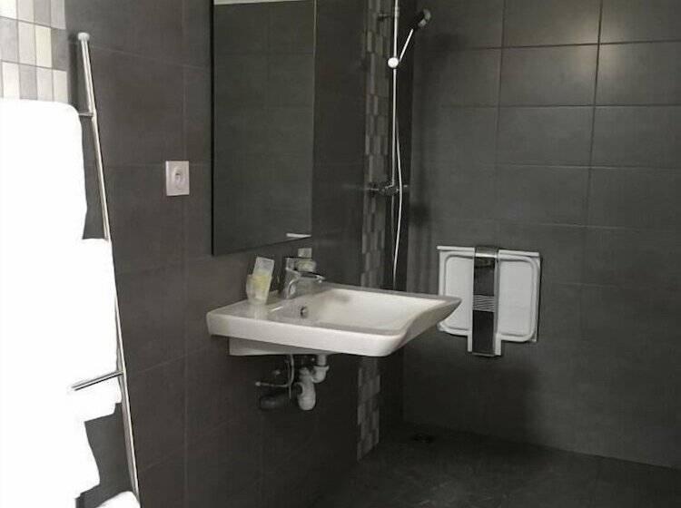 پانسیون La Villa Esponda