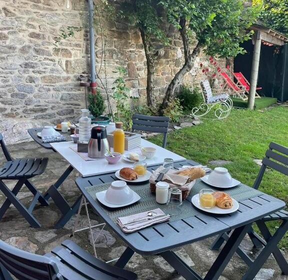 膳宿费 Le Couvent De Jouels