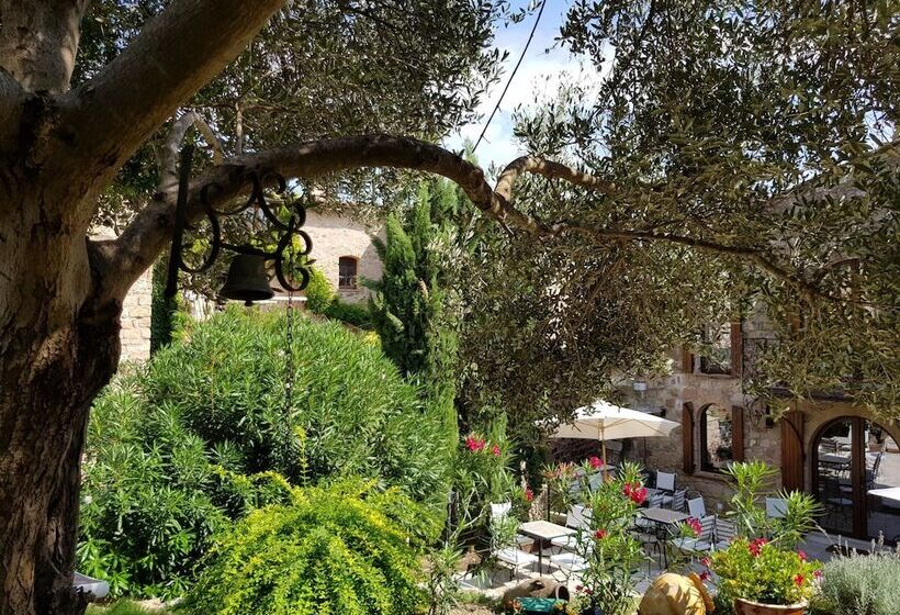 پانسیون Villa Arca