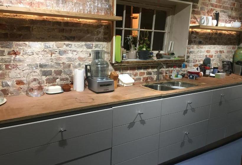 پانسیون Baye House