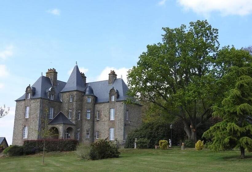 بنسيون Château De Montbrault