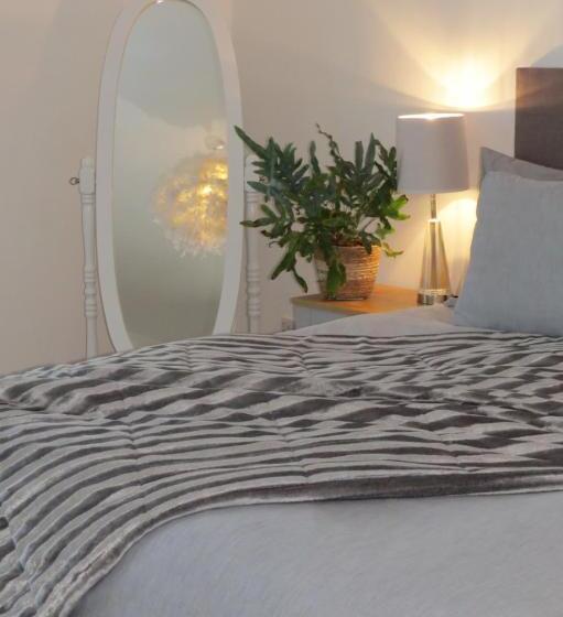 بنسيون Cribyn Lodge