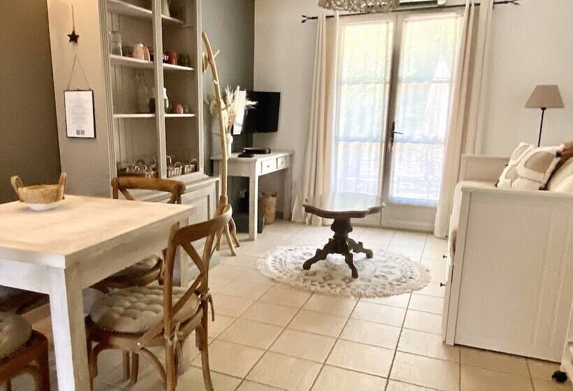 بنسيون Le Jardin De Lau