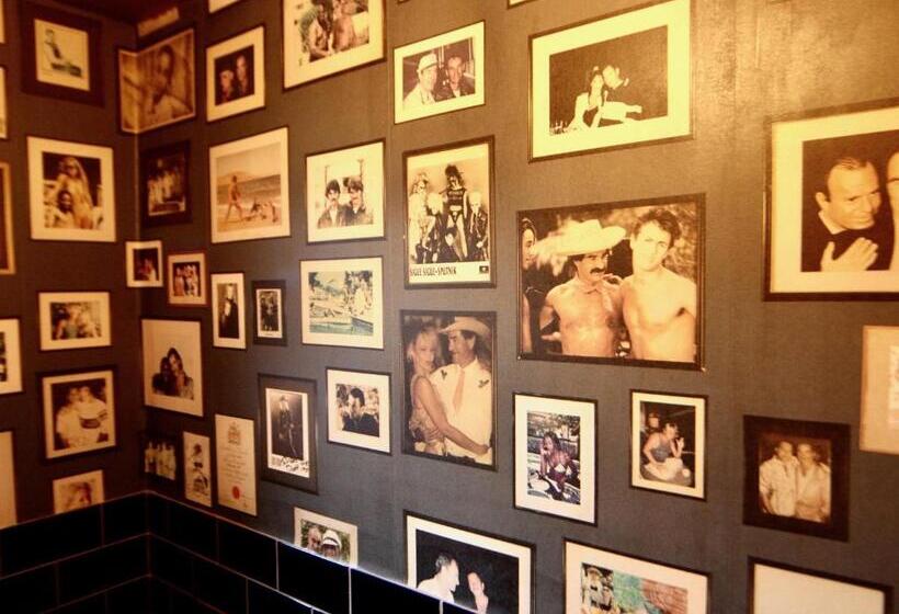 فندق صغير The Mousetrap Inn