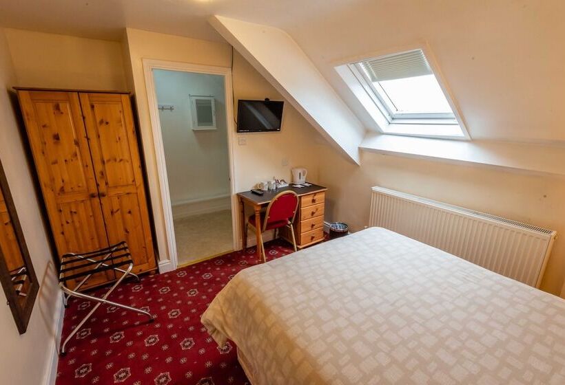 پانسیون Aarondale Guest House