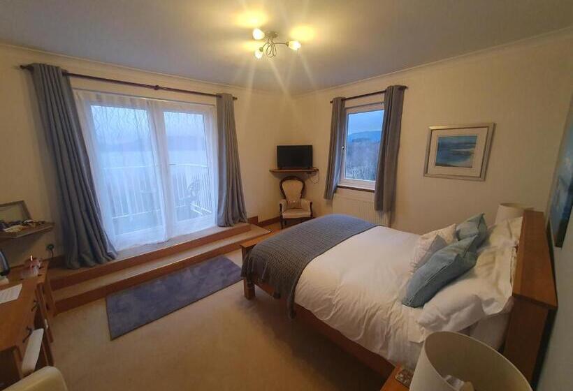 بنسيون Appin Bay View