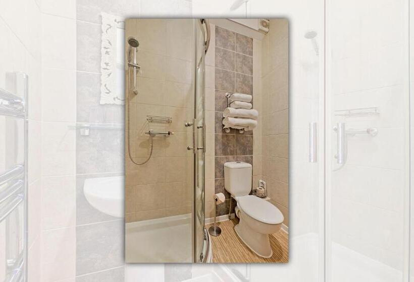 بنسيون White Rose Guest House