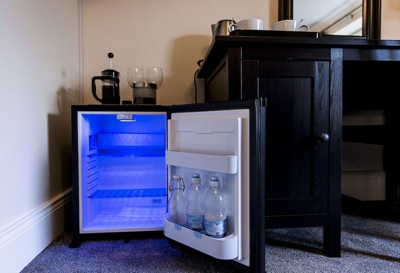 بنسيون Belford House Self Check In Rooms