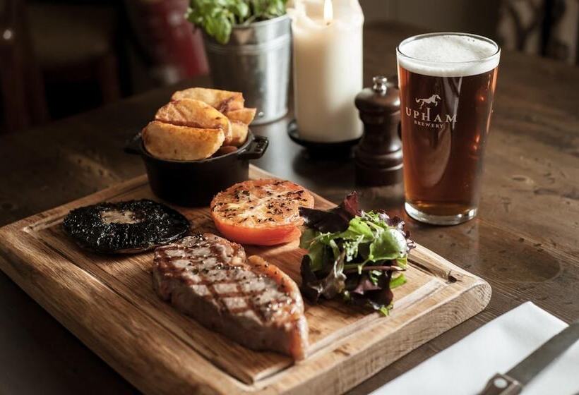 호스텔 The White Hart, South Harting