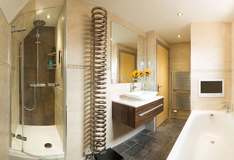 膳宿费 Cherwell Gates