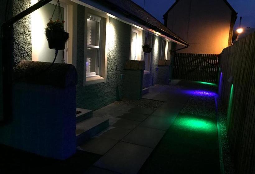 بنسيون Irvine Bay