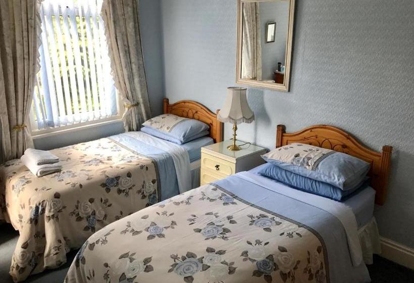 بنسيون Tanamara Guest House