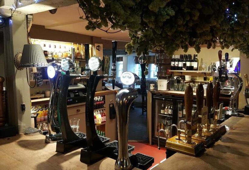 فندق صغير The Cavendish Arms