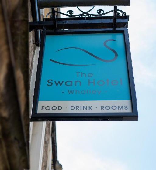 Hostel The Swan