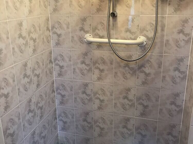 פנסיון Carnside Guest House