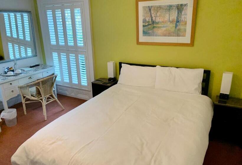 펜션 Derrin Guest House