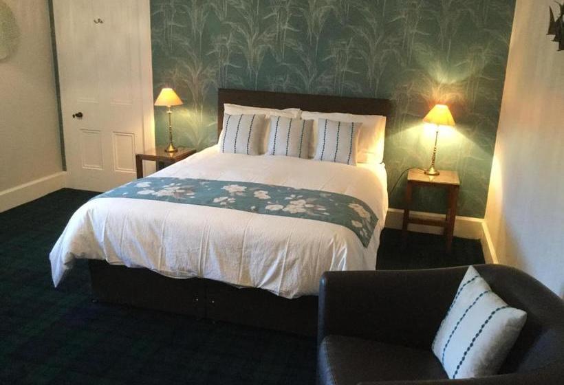 פנסיון Moraydale Guest House