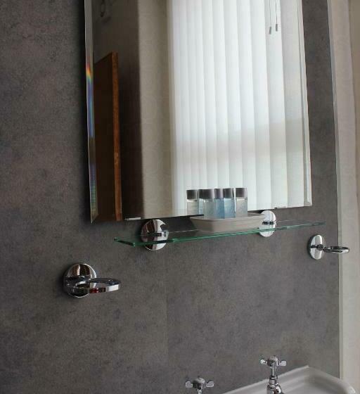 پانسیون The Ashley