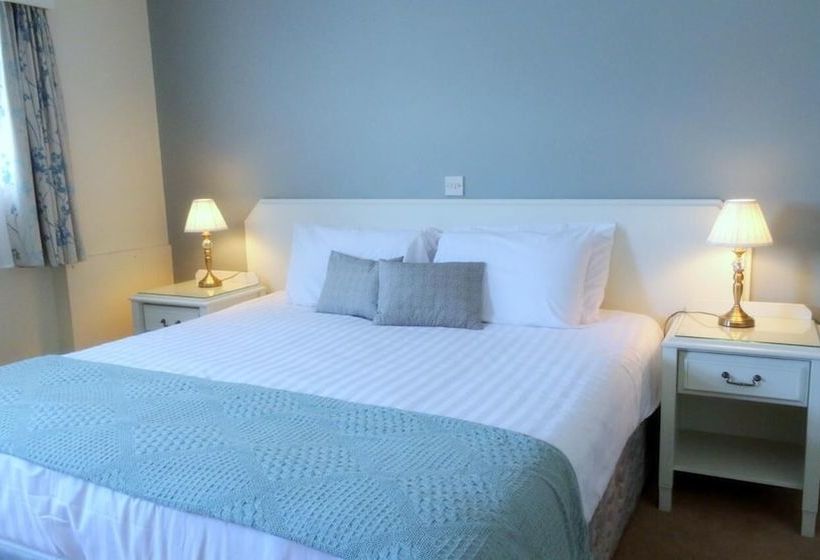 펜션 The Lough & Quay Guest Accommodation