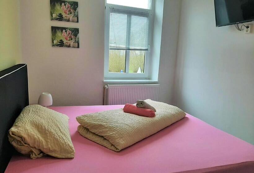 فندق صغير Steakhaus Galgenbach