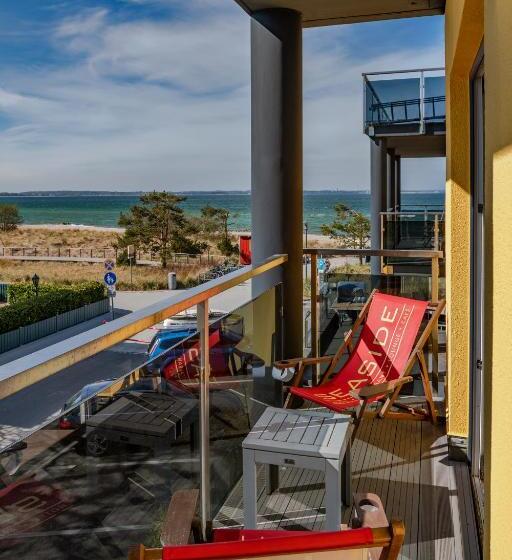 Seaside Strand