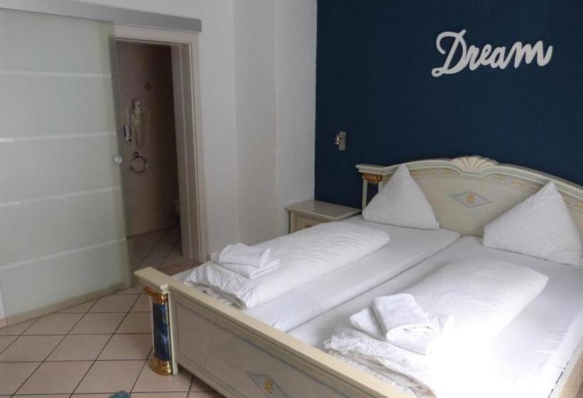 ペンション Winzergasthof Zum Kellerstübchen