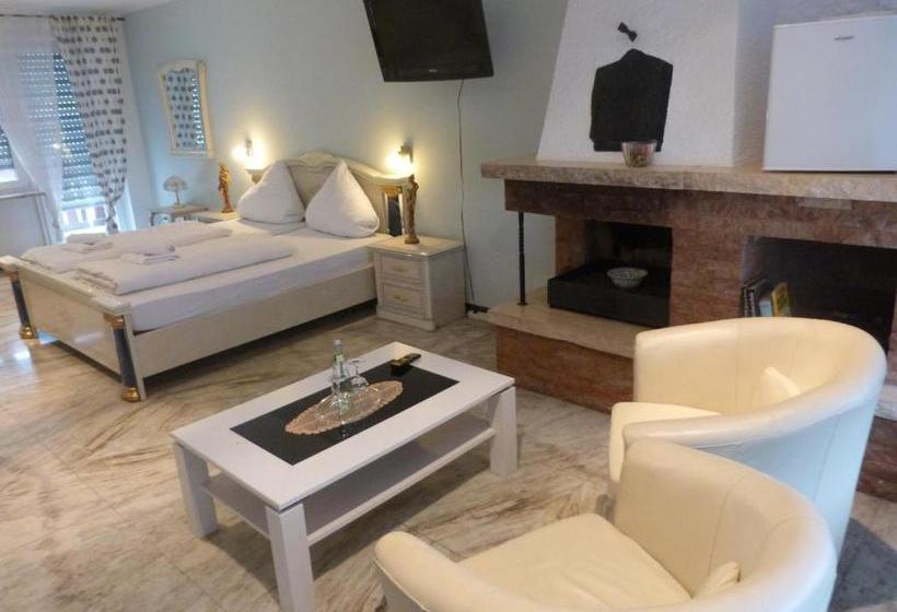 ペンション Winzergasthof Zum Kellerstübchen