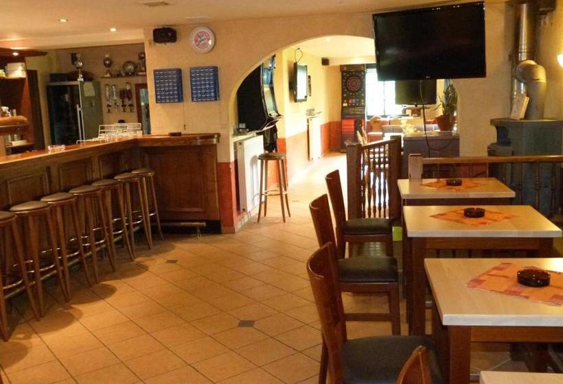 ペンション Winzergasthof Zum Kellerstübchen