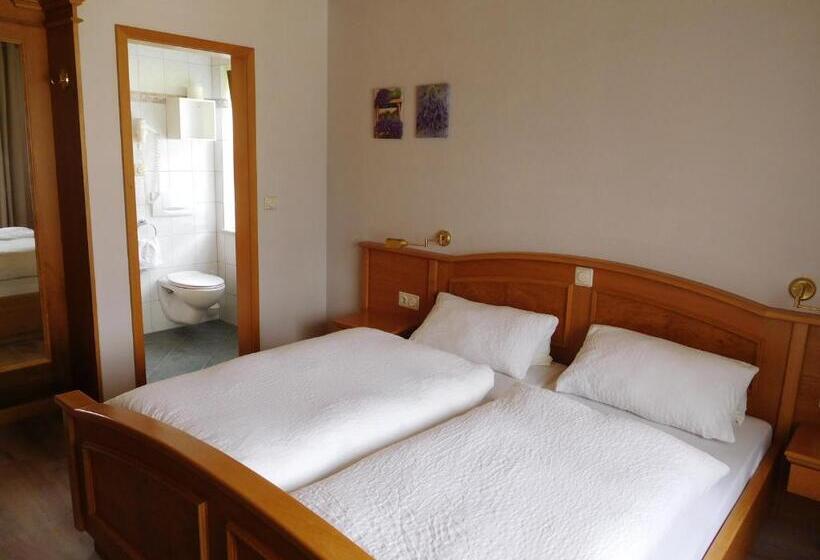 Общежитие Inn Landgasthof Zur Gemütlichkeit