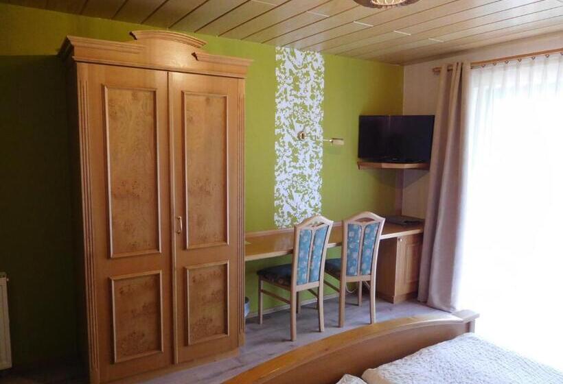 Общежитие Inn Landgasthof Zur Gemütlichkeit