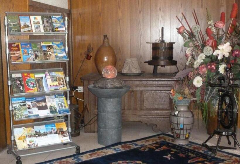 ペンション Wein  Und Gästehaus St. Aldegundishof