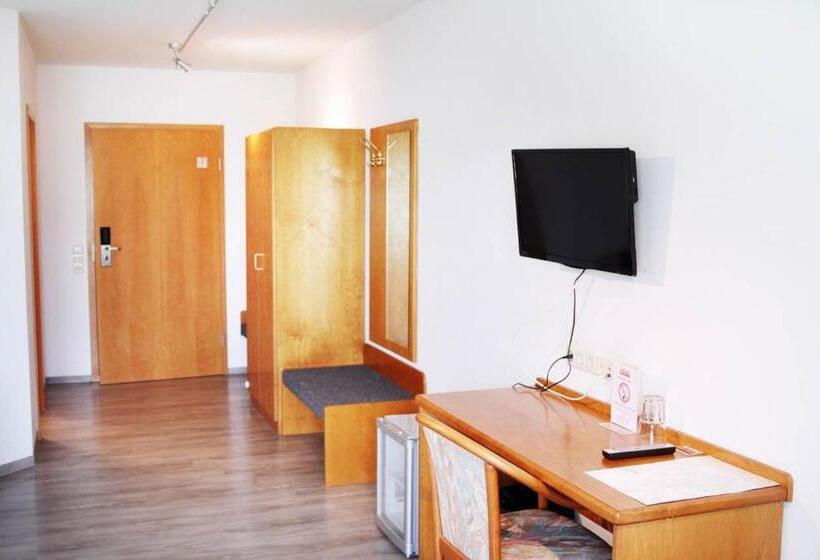 Pension Kaempfelbach
