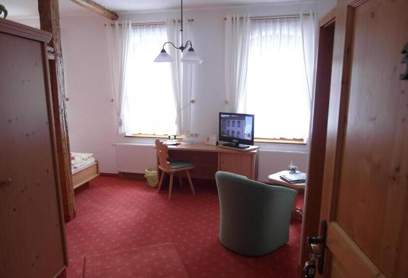 Pension Und Gaststätte Zur Brauschänke