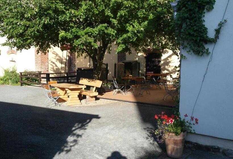 Pension Und Gaststätte Zur Brauschänke