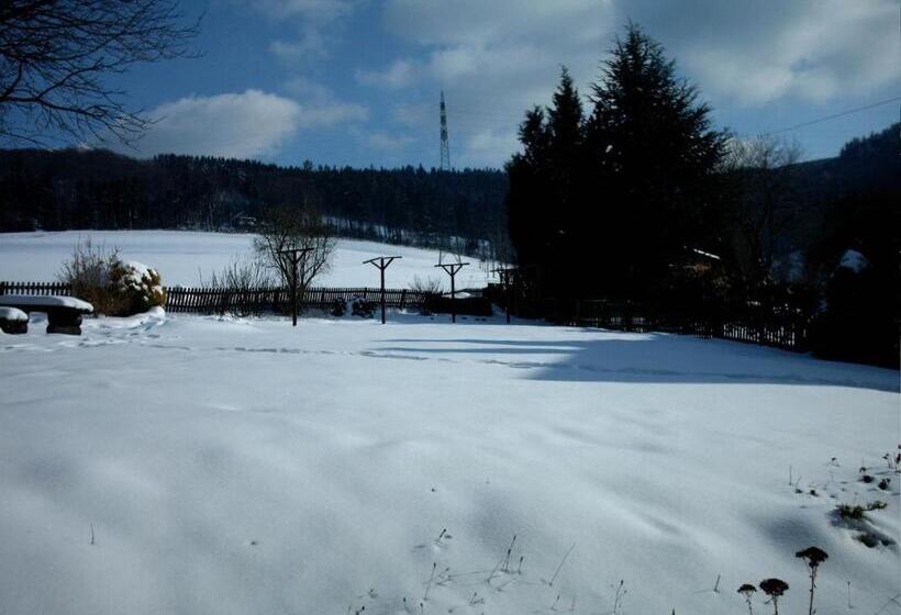 پانسیون Gasthof Haus Hubertus