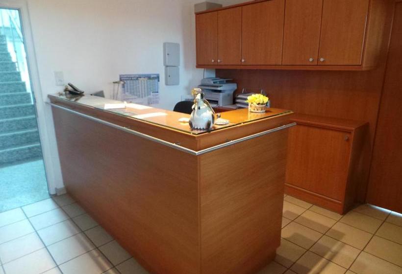 بنسيون Haus Köbesine