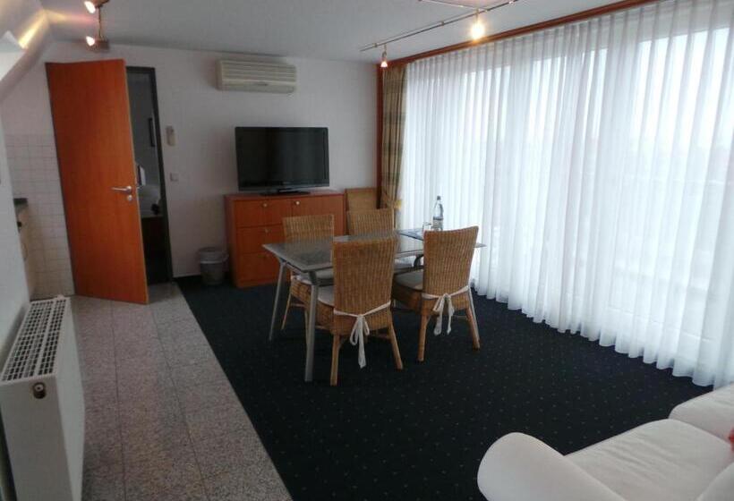 بنسيون Haus Köbesine