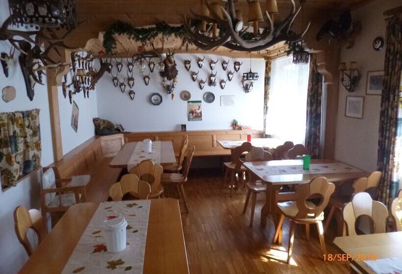 ペンション Landgasthaus Gemsennest